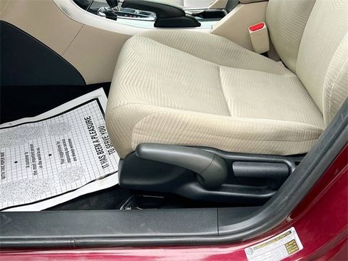 Used 2016 Honda Accord LX image 18