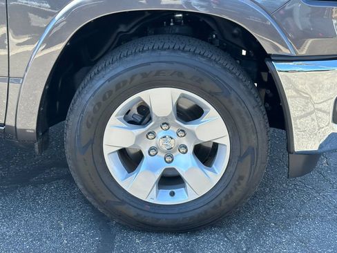 Certified 2025 RAM 1500 Big Horn AWD/4WD image 12