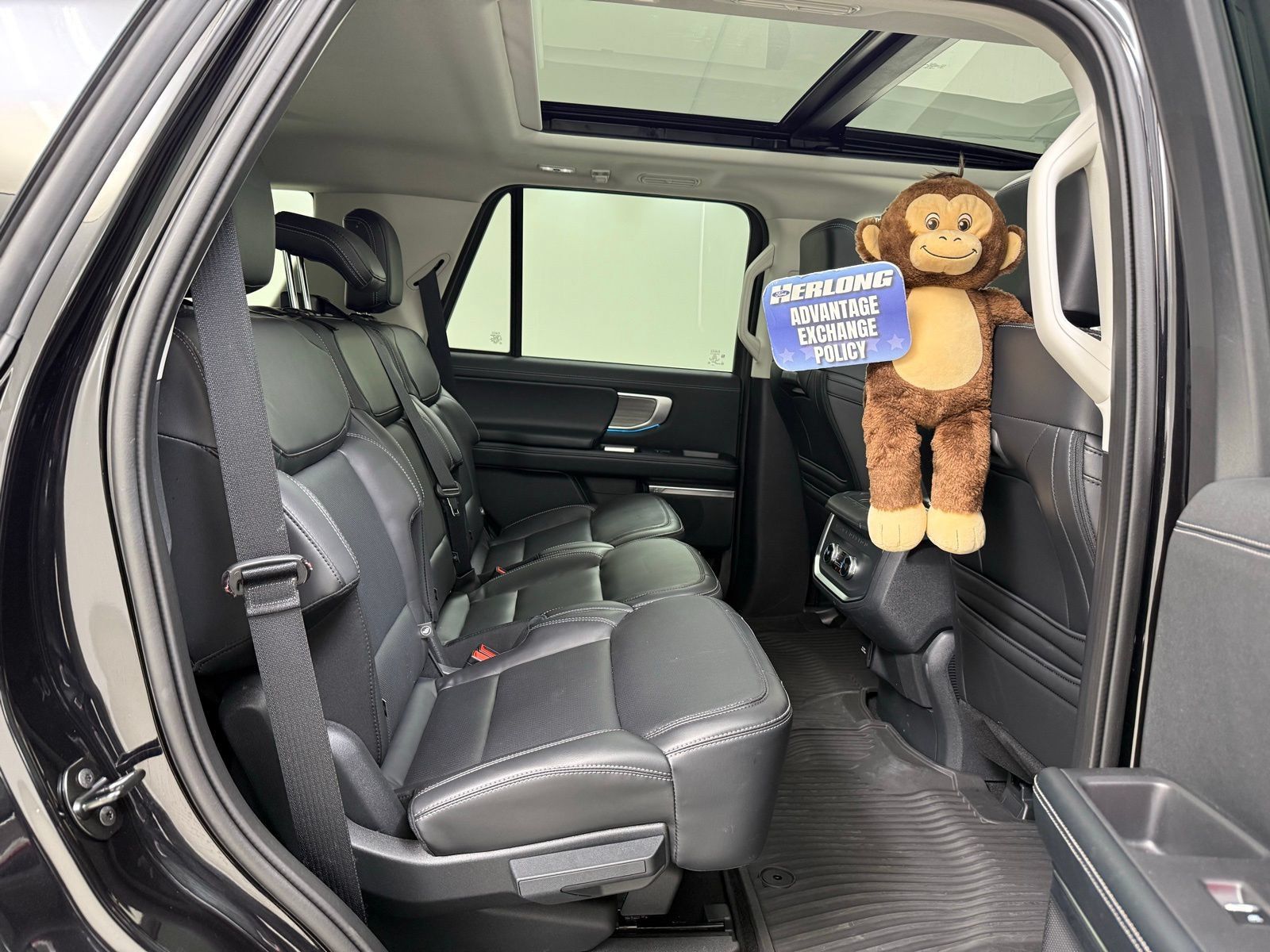 Used 2025 Ford Expedition Platinum AWD/4WD image 40