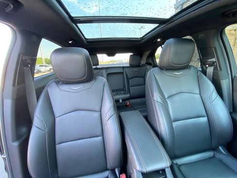 Used 2023 Cadillac XT4 Sport w/ Cold Weather Package FWD image 30