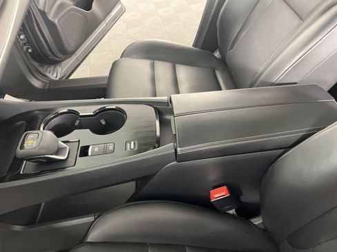 Used 2023 Nissan Rogue SV w/ SV Premium B Package image 27