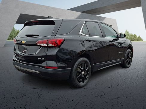 Used 2024 Chevrolet Equinox LT w/ LPO, Floor Liner Package AWD/4WD image 6