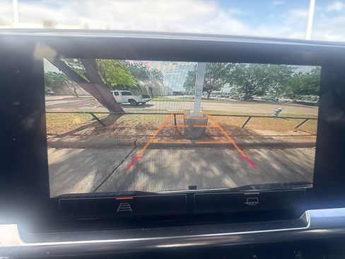 Used 2023 GMC Sierra 1500 SLT RWD image 14