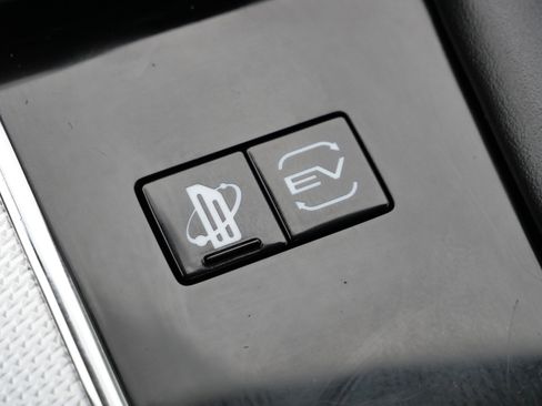 Used 2023 Mitsubishi Outlander SEL image 29