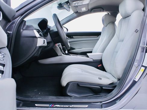Used 2019 Honda Accord LX image 8