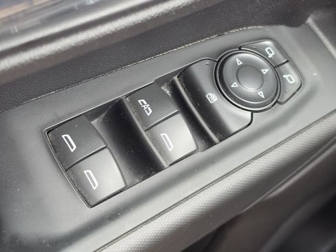 Used 2022 Chevrolet Silverado 1500 Custom RWD image 14