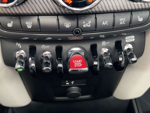 Certified 2024 MINI Cooper Countryman S image 19