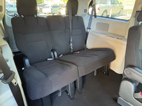 Used 2014 Dodge Grand Caravan SE w/ Quick Order Package 29E SE FWD image 29
