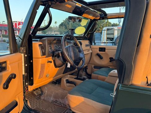 Used 1997 Jeep Wrangler Sahara AWD/4WD image 26
