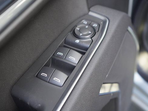 New 2026 GMC Sierra 1500 Elevation image 19