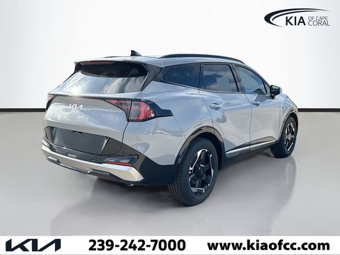 New 2026 Kia Sportage SX FWD image 5