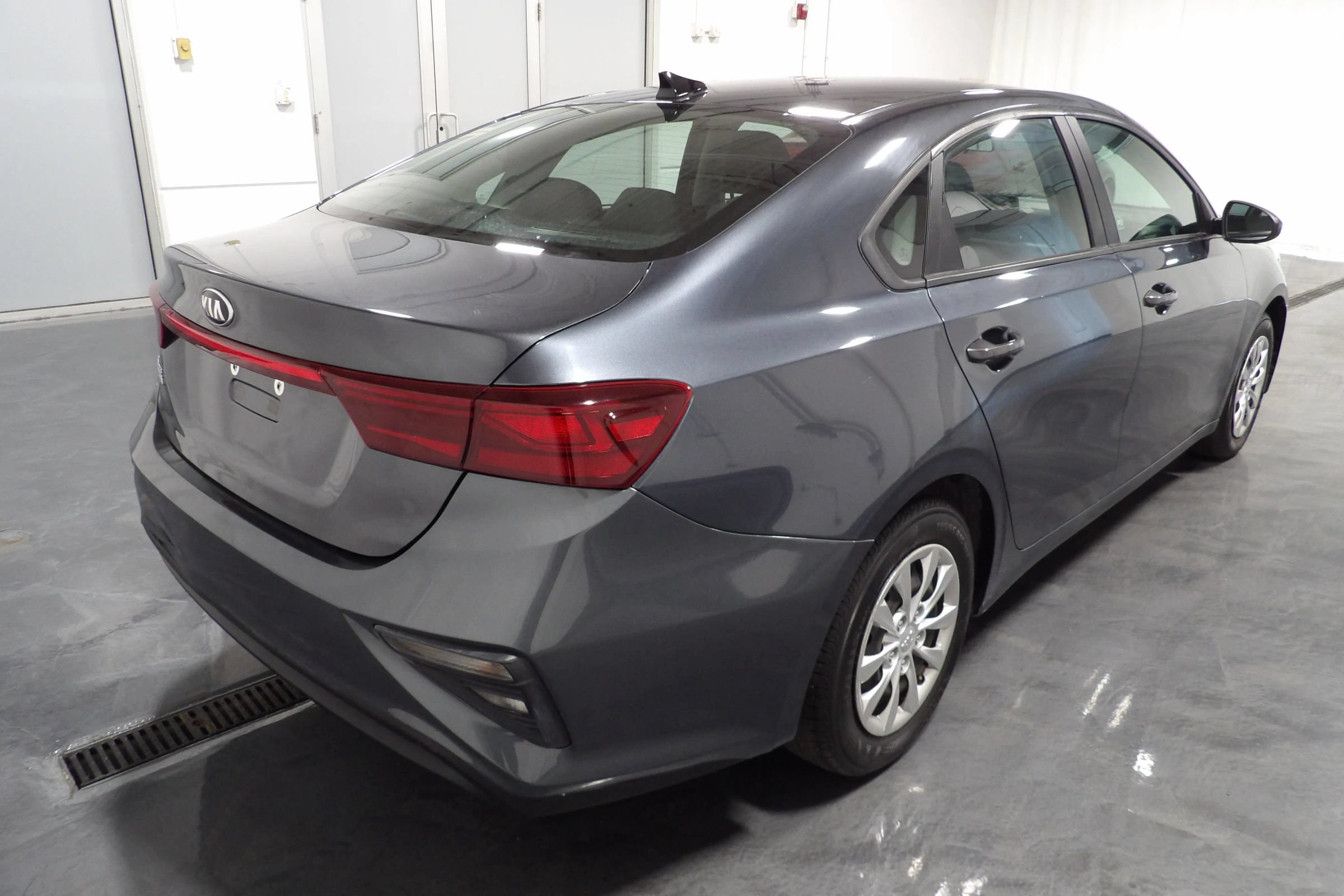 Used 2021 Kia Forte Sedan FWD image 4