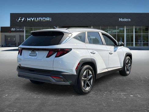 Certified 2025 Hyundai Tucson SEL FWD image 4