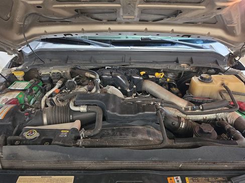 Used 2013 Ford F350 4x4 Crew Cab Super Duty image 18