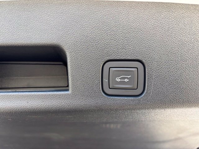 Certified 2026 Chevrolet Traverse RS AWD/4WD image 28
