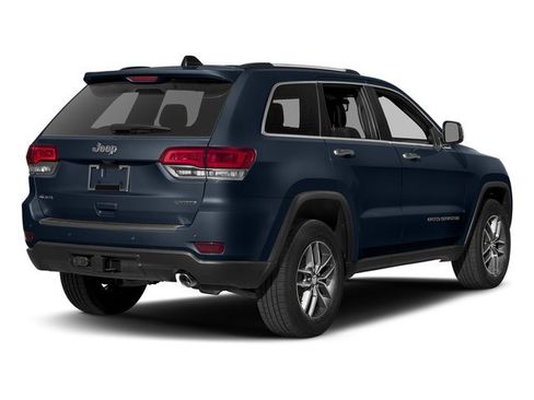 Used 2017 Jeep Grand Cherokee Limited w/ Luxury Group II AWD/4WD image 2
