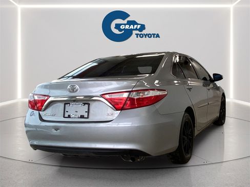 Used 2016 Toyota Camry XLE image 15