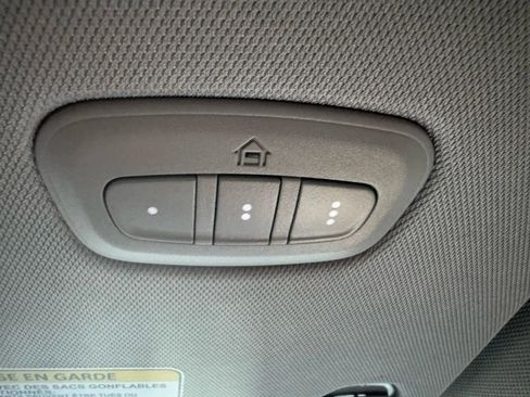 Used 2023 Jeep Wagoneer L Series III w/ Premium Group I image 27