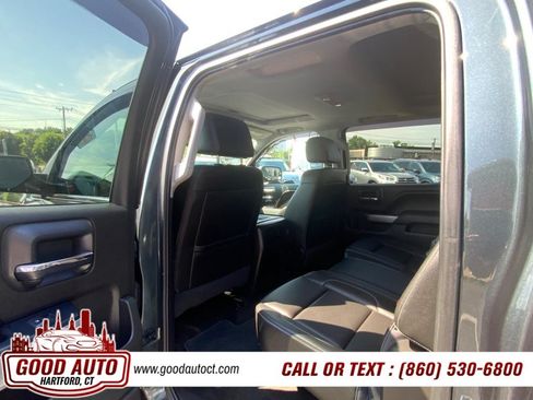 Used 2017 Chevrolet Silverado 1500 LTZ Z71 w/ LTZ Plus Package AWD/4WD image 12