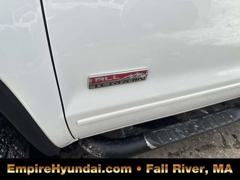 Used 2018 GMC Sierra 1500 SLT image 12