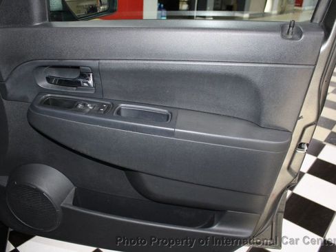 Used 2012 Jeep Liberty Sport image 24