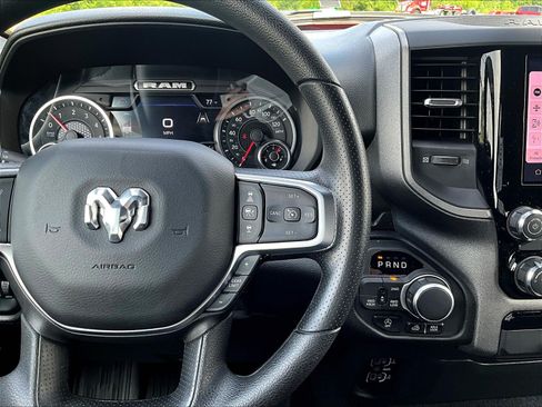 Used 2025 RAM 1500 Warlock AWD/4WD image 13
