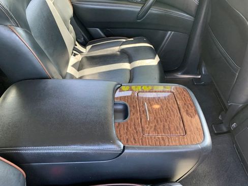 Used 2020 Nissan Armada SL w/ Premium Package image 15