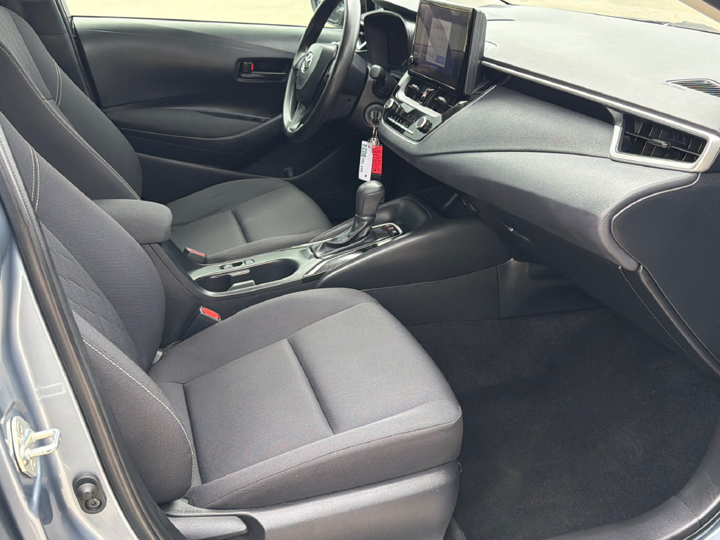 Used 2023 Toyota Corolla LE FWD image 9