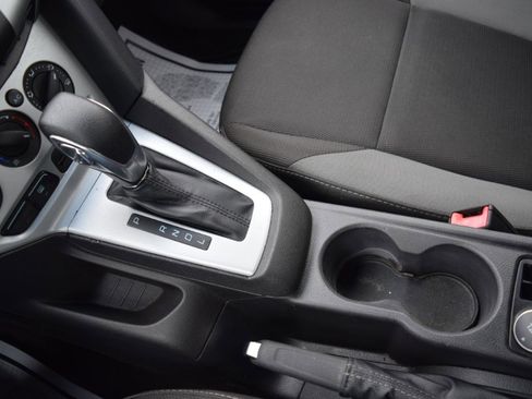 Used 2013 Ford Focus SE image 25