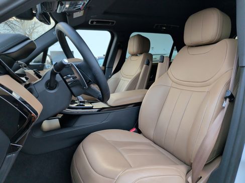 Used 2023 Land Rover Range Rover Sport SE image 16