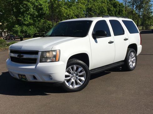 Used 2008 Chevrolet Tahoe LS w/ Skid Plate Package AWD/4WD image 1