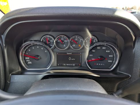 Used 2020 Chevrolet Silverado 1500 LT Trail Boss image 18