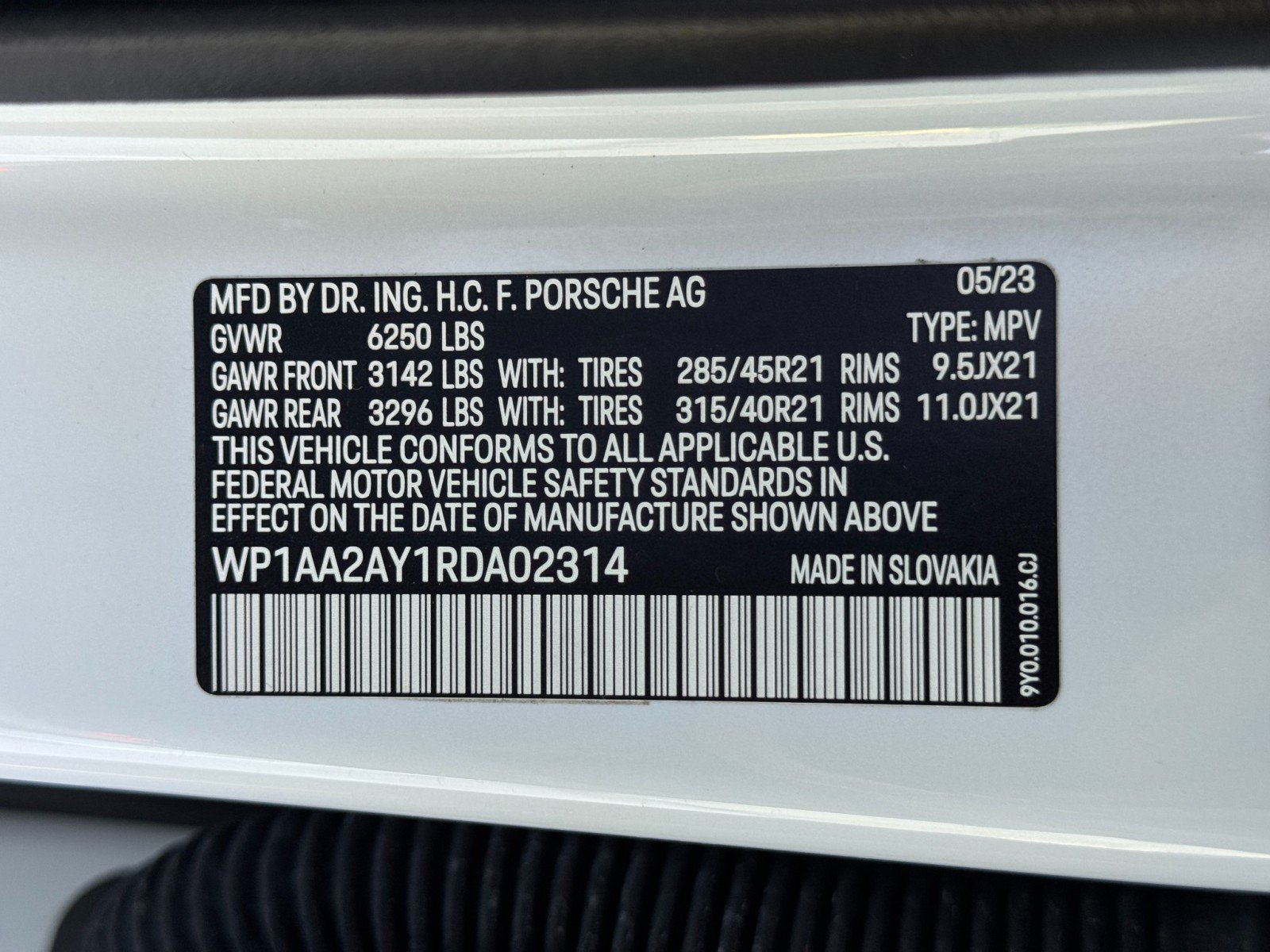 Used 2024 Porsche Cayenne AWD/4WD image 45