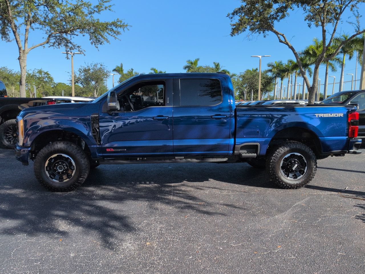 Certified 2026 Ford F250 Platinum w/ Tremor Off-Road Package AWD/4WD image 7