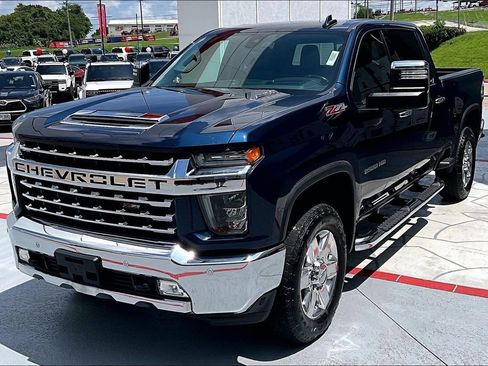 Used 2020 Chevrolet Silverado 2500 LTZ w/ LTZ Premium Package AWD/4WD image 38