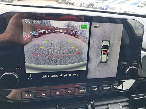 New 2025 Nissan Pathfinder SL w/ SL Premium Package image 21