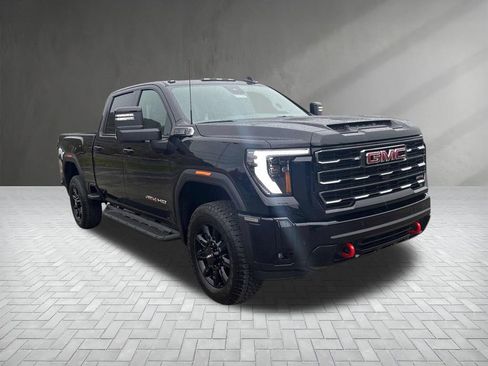 New 2026 GMC Sierra 2500 AT4 w/ Technology Package image 8