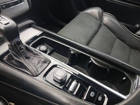 Used 2019 Volvo XC90 T6 R-Design w/ Protection Package AWD/4WD image 19