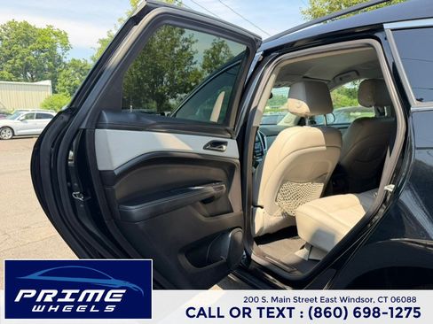 Used 2016 Cadillac SRX FWD image 11