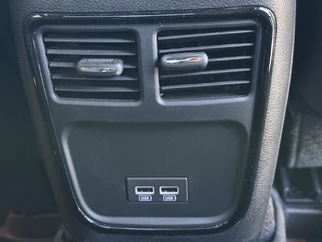 Used 2023 Dodge Charger R/T w/ Blacktop Package RWD image 27