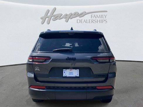 Used 2024 Jeep Grand Cherokee L Limited w/ Luxury Tech Group II RWD image 4
