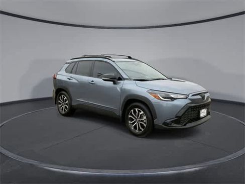 Certified 2025 Toyota Corolla Cross AWD Hybrid image 2