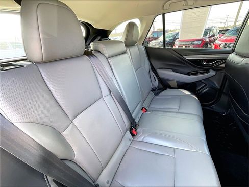 Used 2023 Subaru Outback Limited image 15