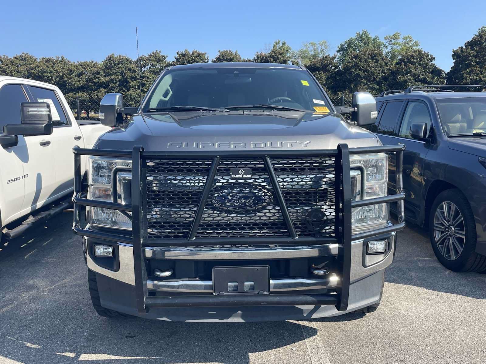 Used 2022 Ford F250 XLT w/ XLT Premium Package AWD/4WD image 2