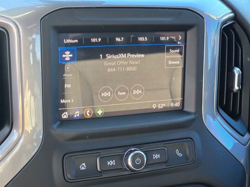 Certified 2023 Chevrolet Silverado 1500 Custom image 18