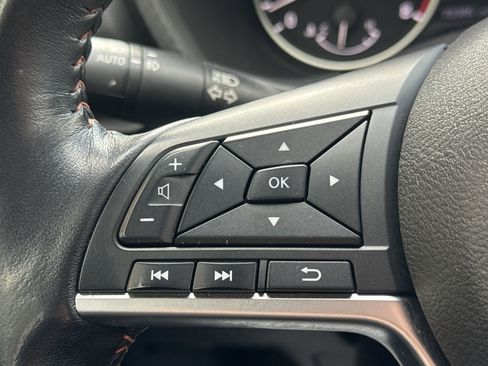 Used 2020 Nissan Sentra SR image 17