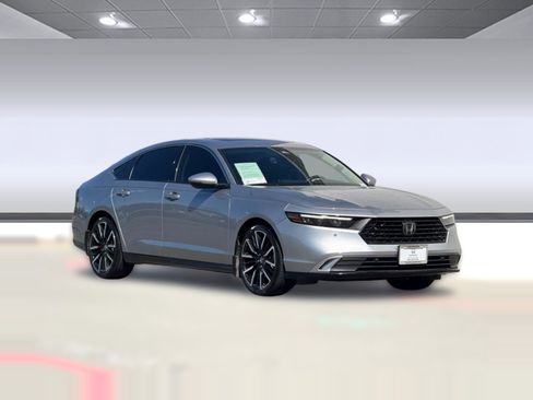 Certified 2023 Honda Accord Touring image 7