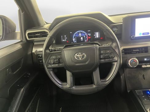 Certified 2025 Toyota Tacoma SR5 image 12