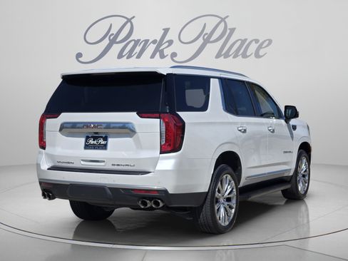 Used 2023 GMC Yukon Denali w/ LPO, Floor Liner Package AWD/4WD image 5