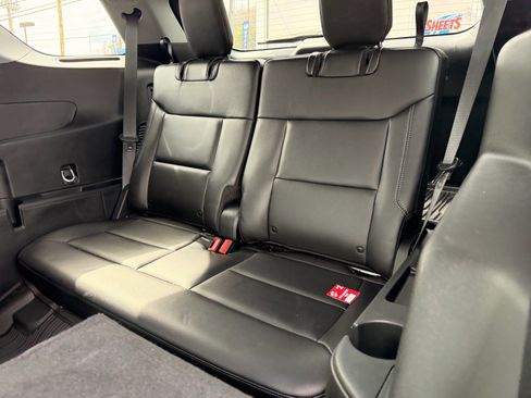 Used 2023 Ford Explorer Limited w/ Limited Technology Package image 13